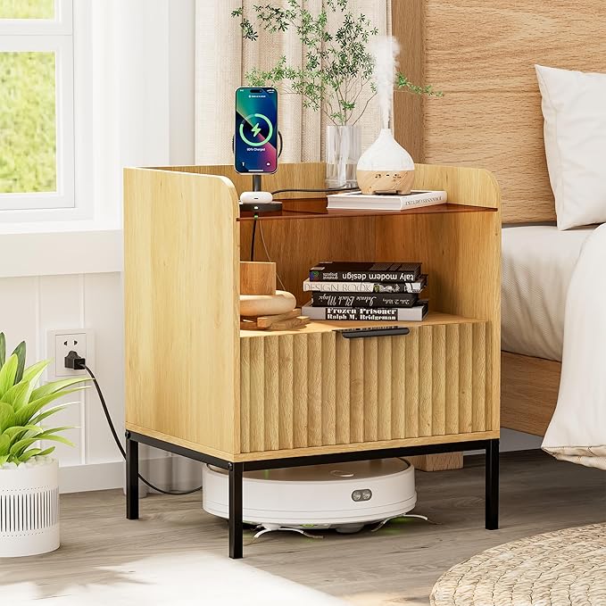 Nightstand Set of 2 with Charging Station, Mid Century Modern Night Stand, Fluted Bedside Table with Glass Top & Metal Legs, Wood End Table for Bedroom, Living Room (Natural)