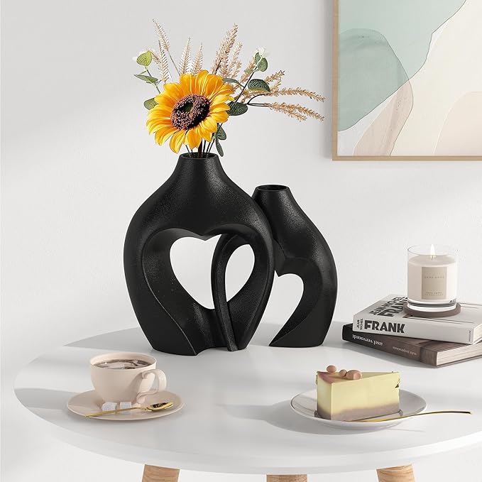 Black Vases for Decor, Heart Shaped Ceramic Vase Set of 2, Nordic Heart Shaped Vases, Minimalist Decorative Vase for Table Centerpiece Wedding Dining Living Room Office House Decoration