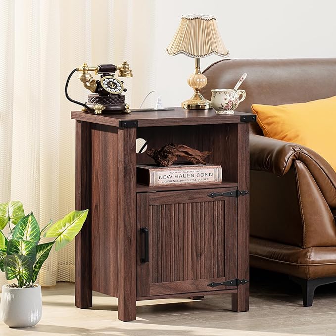 Night Stand Set of 2, 18 Inch Farmhouse Nightstand with with Charging Station and USB Port, Rustic Wood Bedside Table with Magnetic Door, Bed Side Tables for Bedroom, Brown Walnut