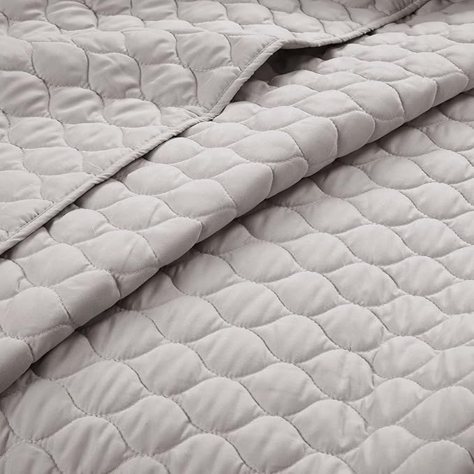 Lush Decor Ella Ruffle Lace Quilt, 3 Piece Set, Full/Queen, Light Gray - Cute Comforter - Queen Bedding Set - Gray Bedding Full Size - Coquette Decor - Ruffle Trim - Lace Trim