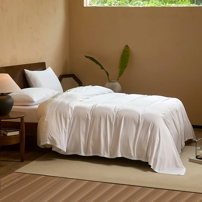 EVERLY California King Sheets Set Luxuriously 400 Thread Count Organic Rayon Derived from Bamboo,Cooling Sheets for California King 4Piece Deep Pockets Bedding Sheets&Pillowcases-White