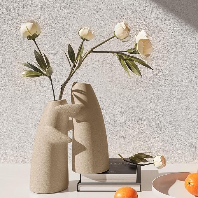 2 Pack Flower Vases for Bouquet, Clay Small Ceramic Vases for for Centerpieces Home Decor Accents Terracotta Vase for Table Entryway Bookshelf Living Room