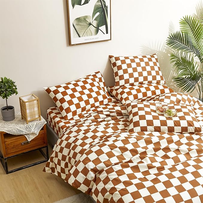 CLOTHKNOW Plaid Queen Comforter Set Brown Beige Bedding Comforter Sets Soft Caramel Queen Comforter Grid Checker with 2 x Pillow Cases