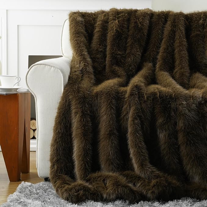 BATTILO HOME Luxury Fluffy Olive Green Faux Fur Throw Blanket, Cozy Warm Fur Blanket for Couch, Sofa, Chair, Bed, Plush Fuzzy Fur Throws with Long Pile, 60"x80"