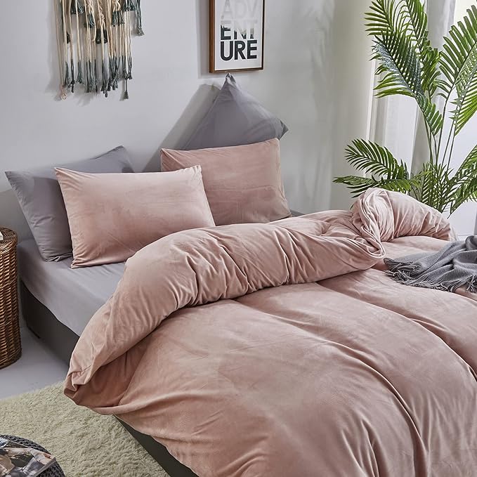 Luxlovery Pink Velvet Comforter Set Cal King Blush Pink Fluffy Bedding Comforter Set California King Light Pink Solid Color Sherpa Micromink Blanket Quilts 3 Piece Dusty Pink Bedding Comforter Set