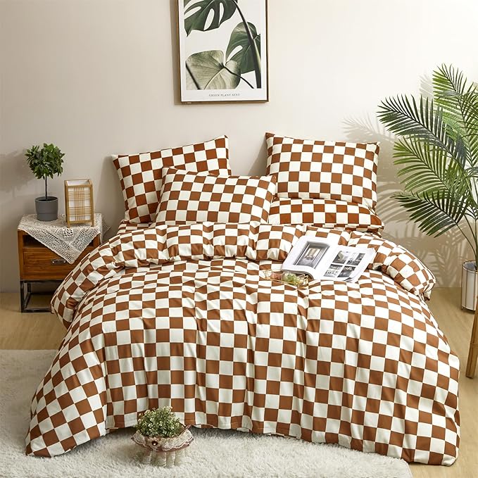 CLOTHKNOW Plaid King Size Comforter Set Brown Beige Bedding Comforter Sets Soft All Season Checker Caramel Comforter with 2 x Pillowcases