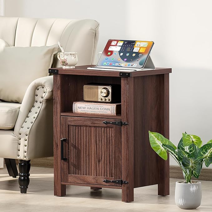 Night Stand Set of 2, 18 Inch Farmhouse Nightstand with with Charging Station and USB Port, Rustic Wood Bedside Table with Magnetic Door, Bed Side Tables for Bedroom, Brown Walnut