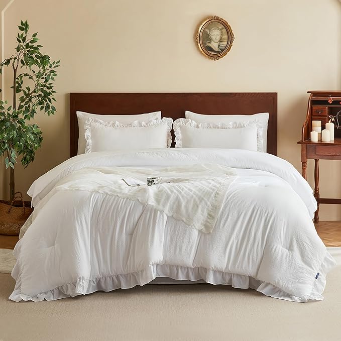MR&HM White Ruffle Comforter Set, Queen Bedding Set 7 Pieces, Farmhouse Shabby Chic Bed Comforter Set, Boho Bed in a Bag with 1 Comforter, 1 Flat Sheet, 1 Fitted Sheet, 2 Pillowcases & 2 Pillow Shams