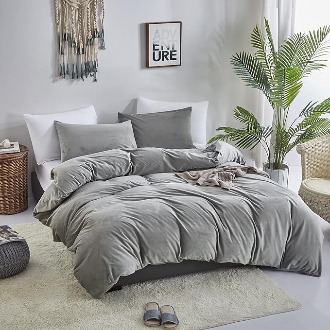 Luxlovery Grey Velvet Comforter Set - Full Plush Fluffy Bedding - Thick Warm Flannel Sherpa Comforter for Women & Men