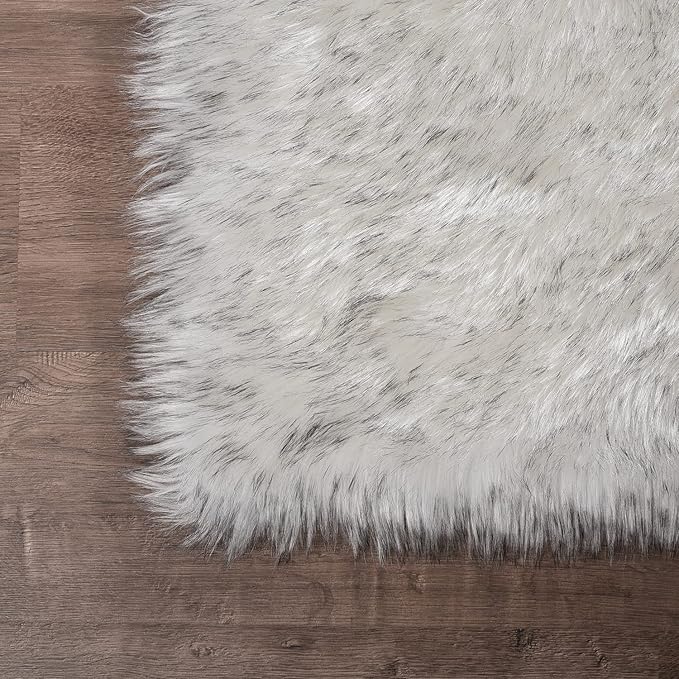 Latepis White and Grey Faux Fur Rug 3x5 Area Washable Fluffy Rugs for Bedroom Living Room Rugs for Sofa Cushion Pet Mats Luxury Home Decor