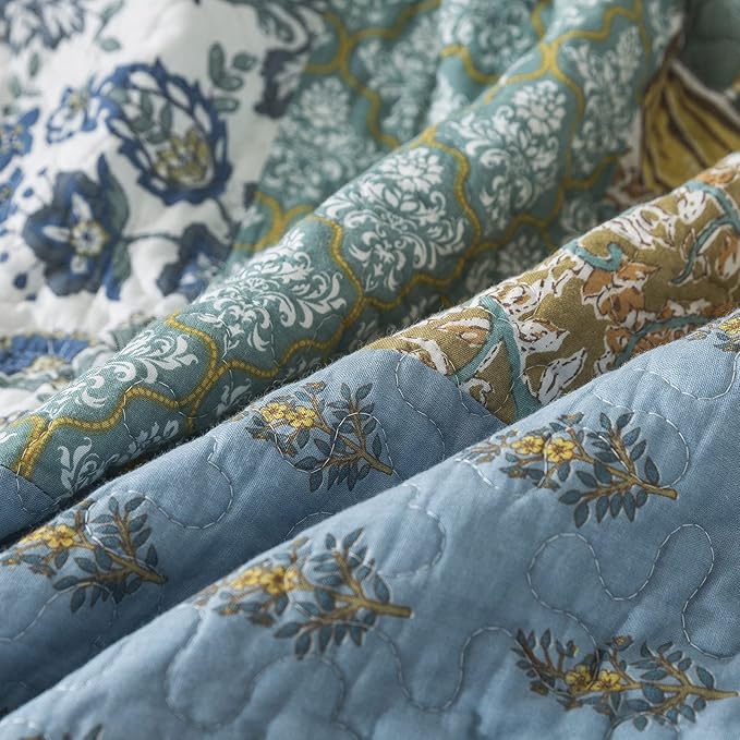 NEWLAKE Cotton Quilted Throw Blanket for Bed Couch Sofa, Reversible Matelasse Blanket with Real Stitched Embroidery,Green Farmhouse Garden,60X78 Inch