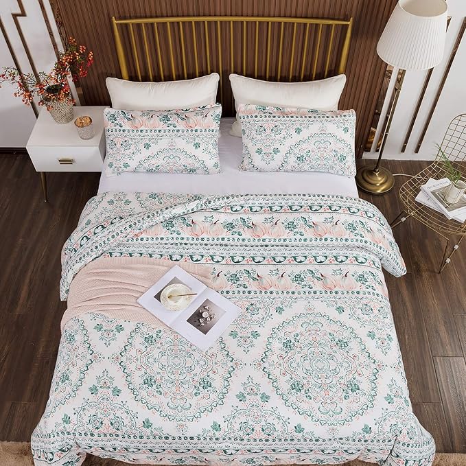 CLOTHKNOW Green White Queen Comforter Set Floral Botanical Bedding Comforter Sets Boho Comforter Pumpkin Comforter Queen