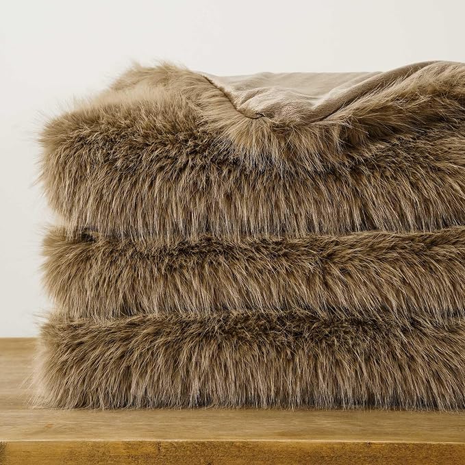 BATTILO HOME Luxury Fluffy Tan Faux Fur Throw Blanket, Super Soft Cozy Warm Fur Blanket for Couch, Sofa, Chair, Bed, Plush Fuzzy Fur Throws with Long Pile, 50"x60"