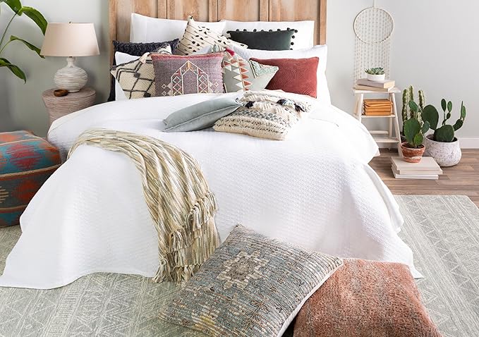 Mark&Day Wall Hanging, Wiesmath Bohemian/Global Farmhouse Cream Tapestry Wall Hanging for Living Room, Bedroom, Office or Kitchen (30"H x 12"W)