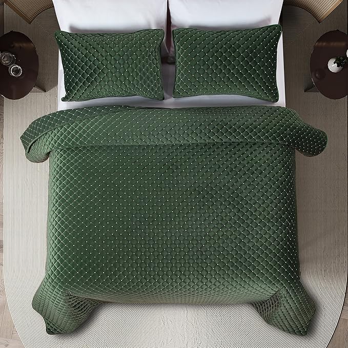 Luxury Velvet Quilt Set Queen Size, Reversible Stitching Queen Quilt Bedding Set, Soft Lightweight Bedspread and Coverlet with 2 Pillow Shams for All Season, Dark Green, 90" x 96"