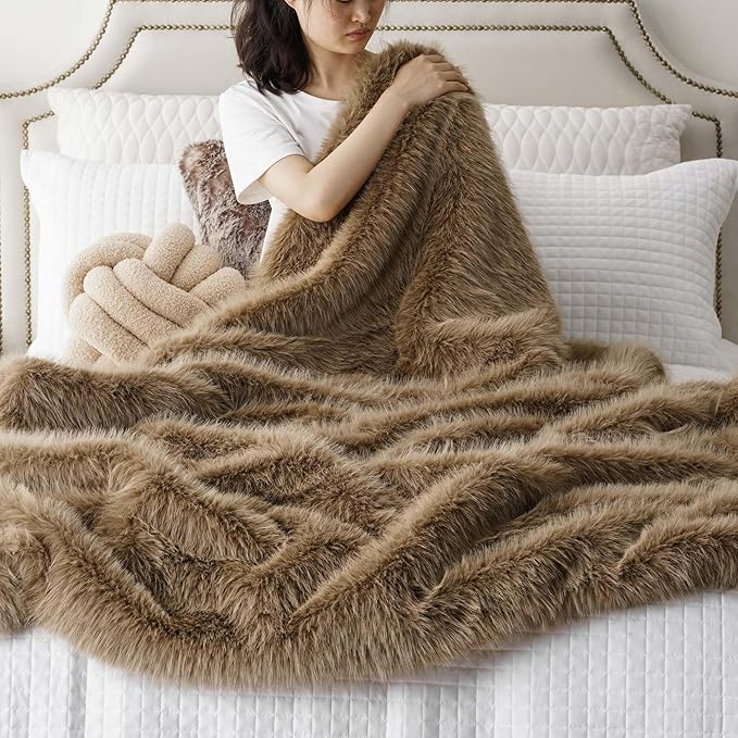 BATTILO HOME Luxury Fluffy Tan Faux Fur Throw Blanket, Super Soft Cozy Warm Fur Blanket for Couch, Sofa, Chair, Bed, Plush Fuzzy Fur Throws with Long Pile, 50"x60"