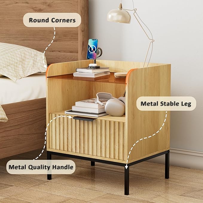 Mid Century Modern Nightstand with Charging Station, Fluted Night Stand, Bedside Table with Glass Top & Metal Legs, Wood End Table for Bedroom, Living Room (Natural)