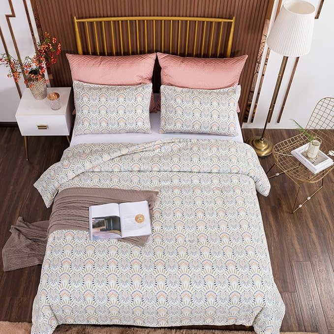 CLOTHKNOW Aztec Queen Comforter Set Boho Bedding Comforter Sets Geometric Bed Comforter with 2 x Pillowcases